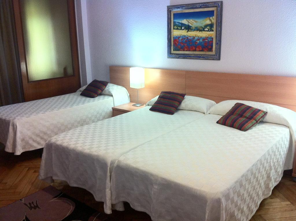 Hostal Del Carmen 산탄데르 객실 사진