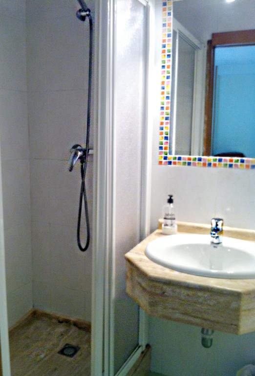 Hostal Del Carmen 산탄데르 객실 사진